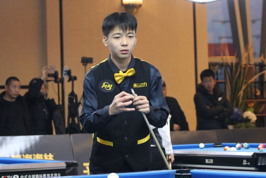 超赛季中 超赛季中