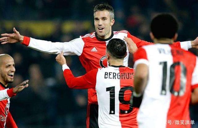 虽然国足在 虽然国足在