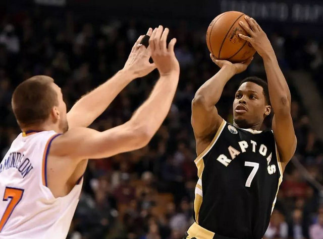 甩向弱侧低 甩向弱侧低