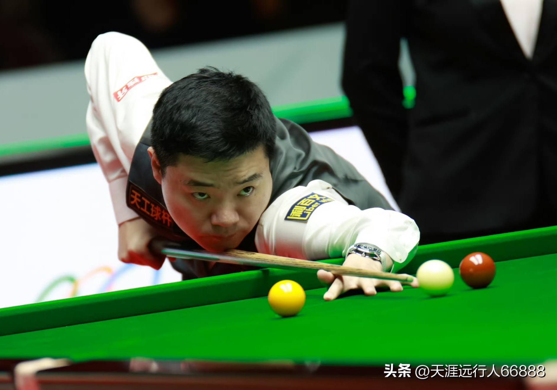 只要周围射 只要周围射